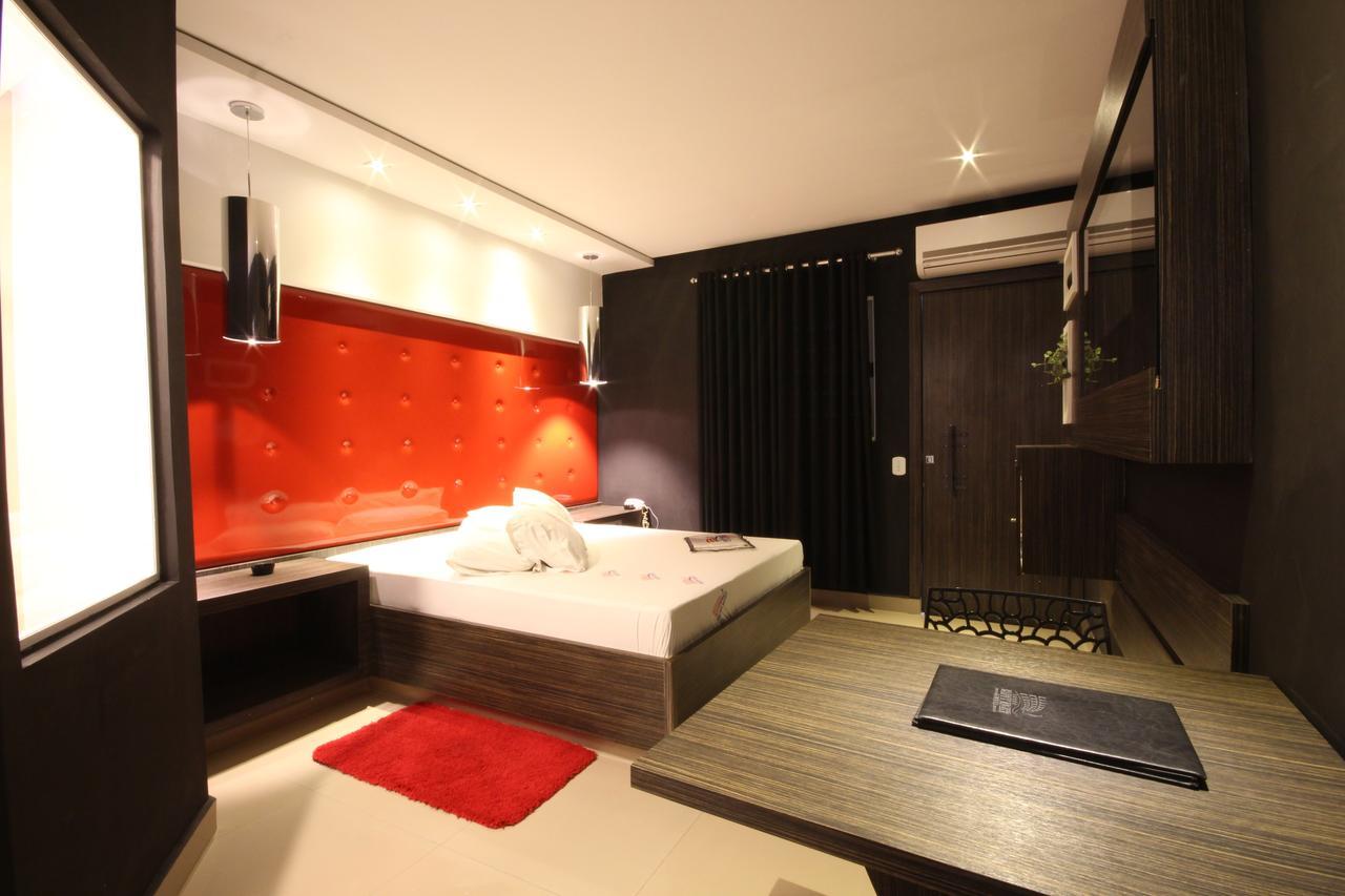 Happy Night (Adults Only) Hotel Cotia  Exterior foto